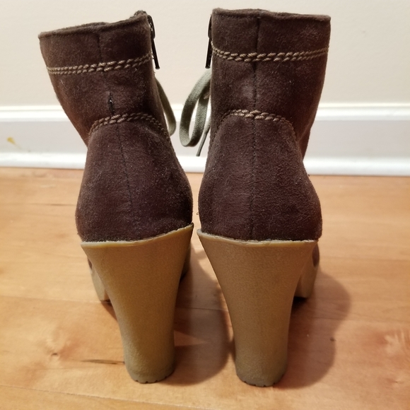 Classic "Anya" high heel sneaker style booties - Picture 4 of 7